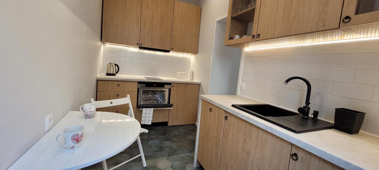 Kana - Stylish Apartment In Krakow Pomorska - Close, Wifi, Smart Tv Краков Экстерьер фото
