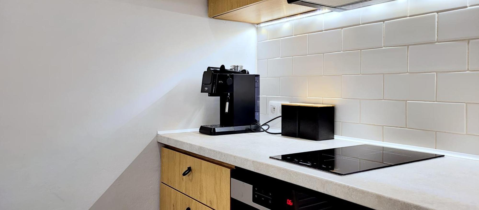 Kana - Stylish Apartment In Krakow Pomorska - Close, Wifi, Smart Tv Краков Экстерьер фото